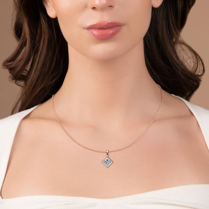 The Sophia Princess Solitaire pendant With Chain