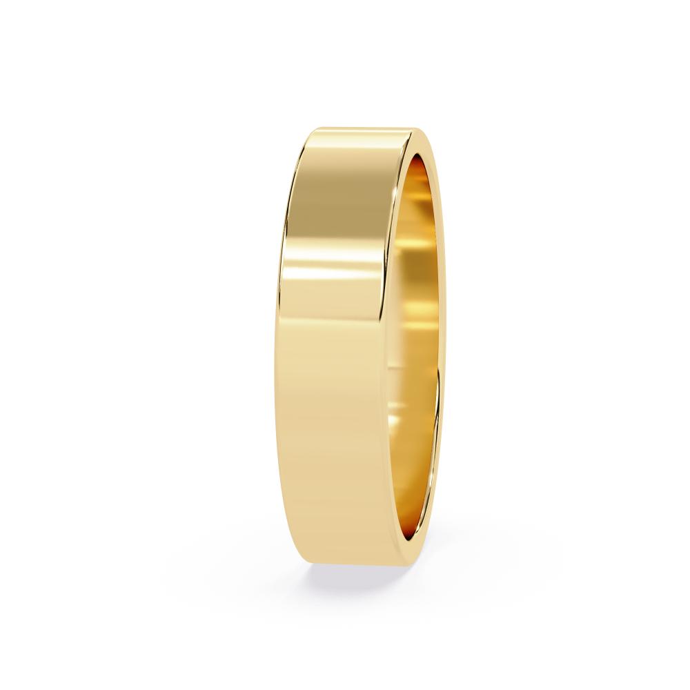 The James Minimalist Wedding Band