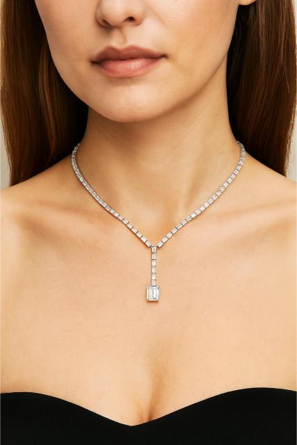 The Mia Emerlad Dangling Tennis Neckalce